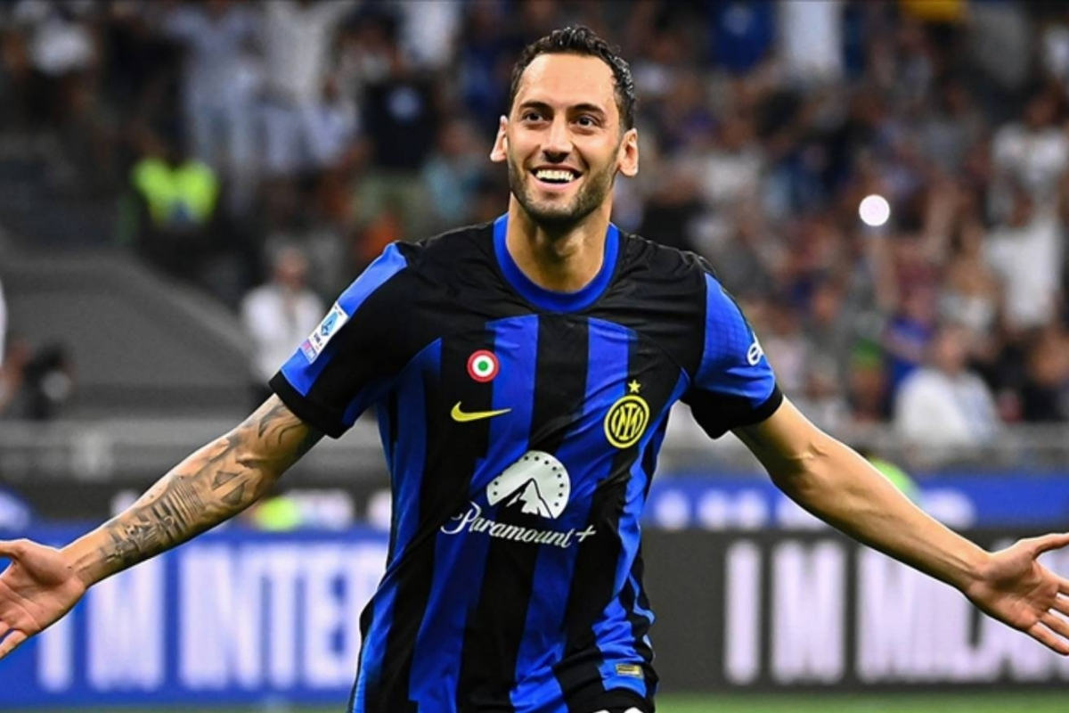 Hakan Çalhanoğlu, Milano'da Okan Buruk ve Abdullah Kavukcu'ya 'Ocak transferinde gelmeye hazırım' mesajını verdi