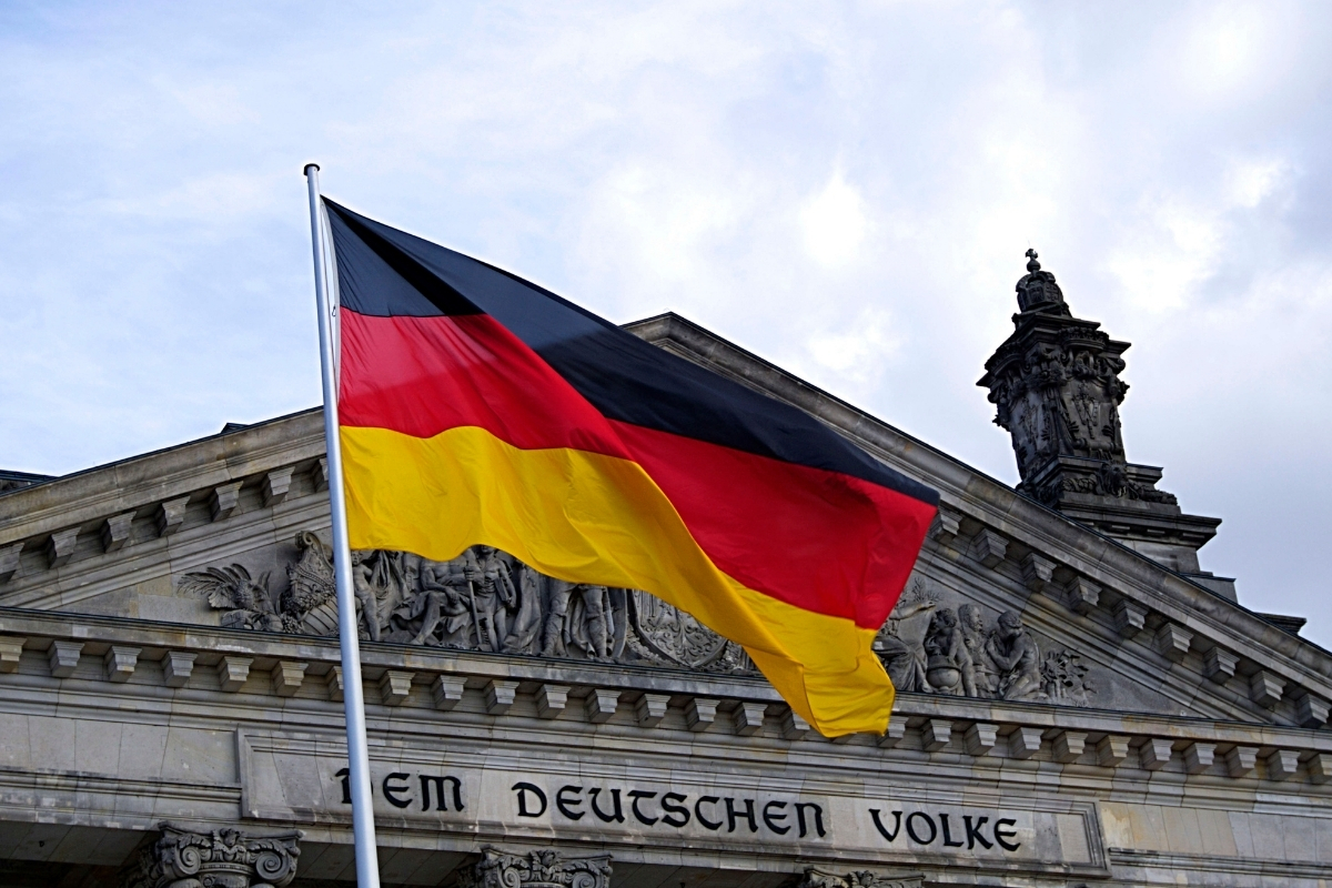 Hizmet fiyatlarındaki keskin yükseliş Almanya'da enflasyonu sabitledi