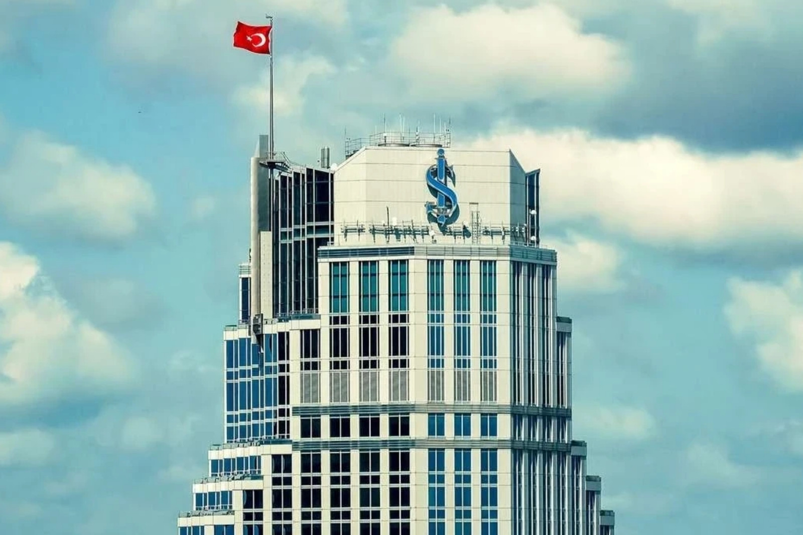 İş Bankası'ndan KOBİ'li müşteriler için “Finansal Sağlık Raporu” dönemi