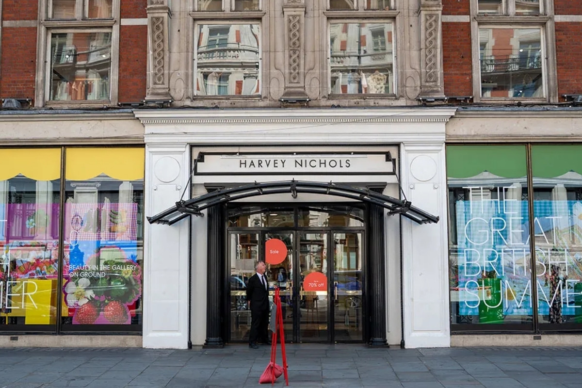 İngiltere'nin lüks devi Harvey Nichols'ta patron değişti, şirket 35 yıl sonra yeniden İngiliz patron kontrolüne girdi