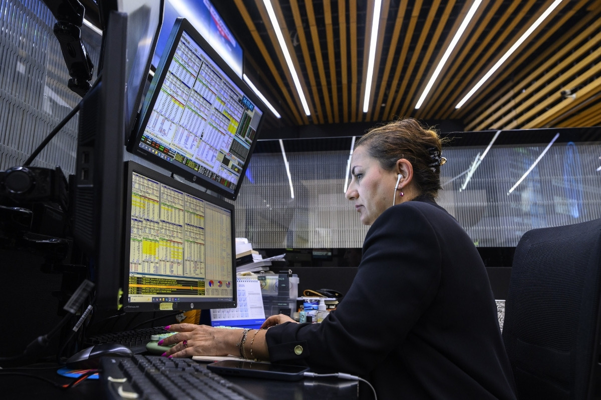 BIST 100 haftanın son işlem gününü yükselişle tamamladı