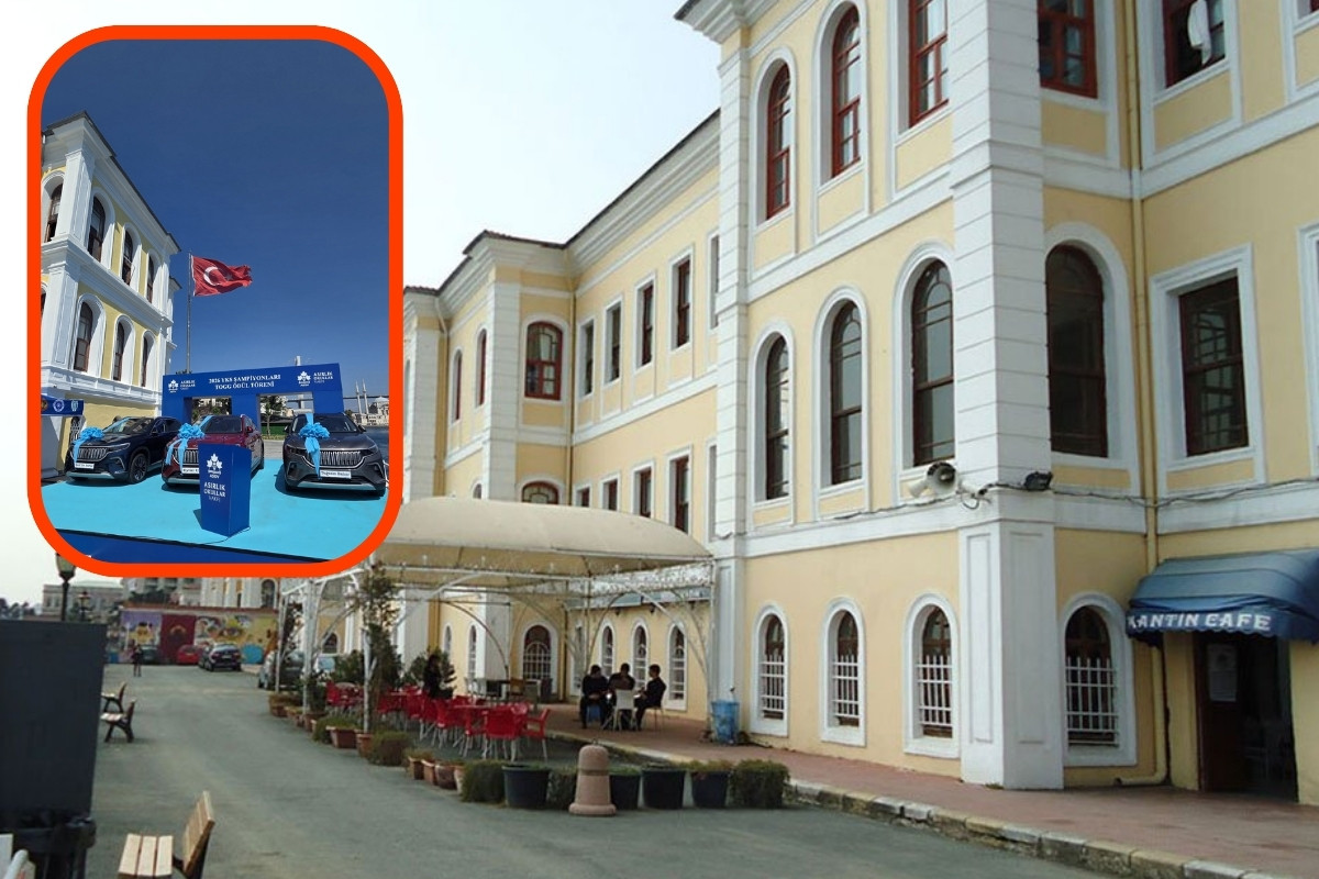 YKS Türkiye birincilerini Kabataş Erkek Lisesi TOGG ile ödüllendirdi