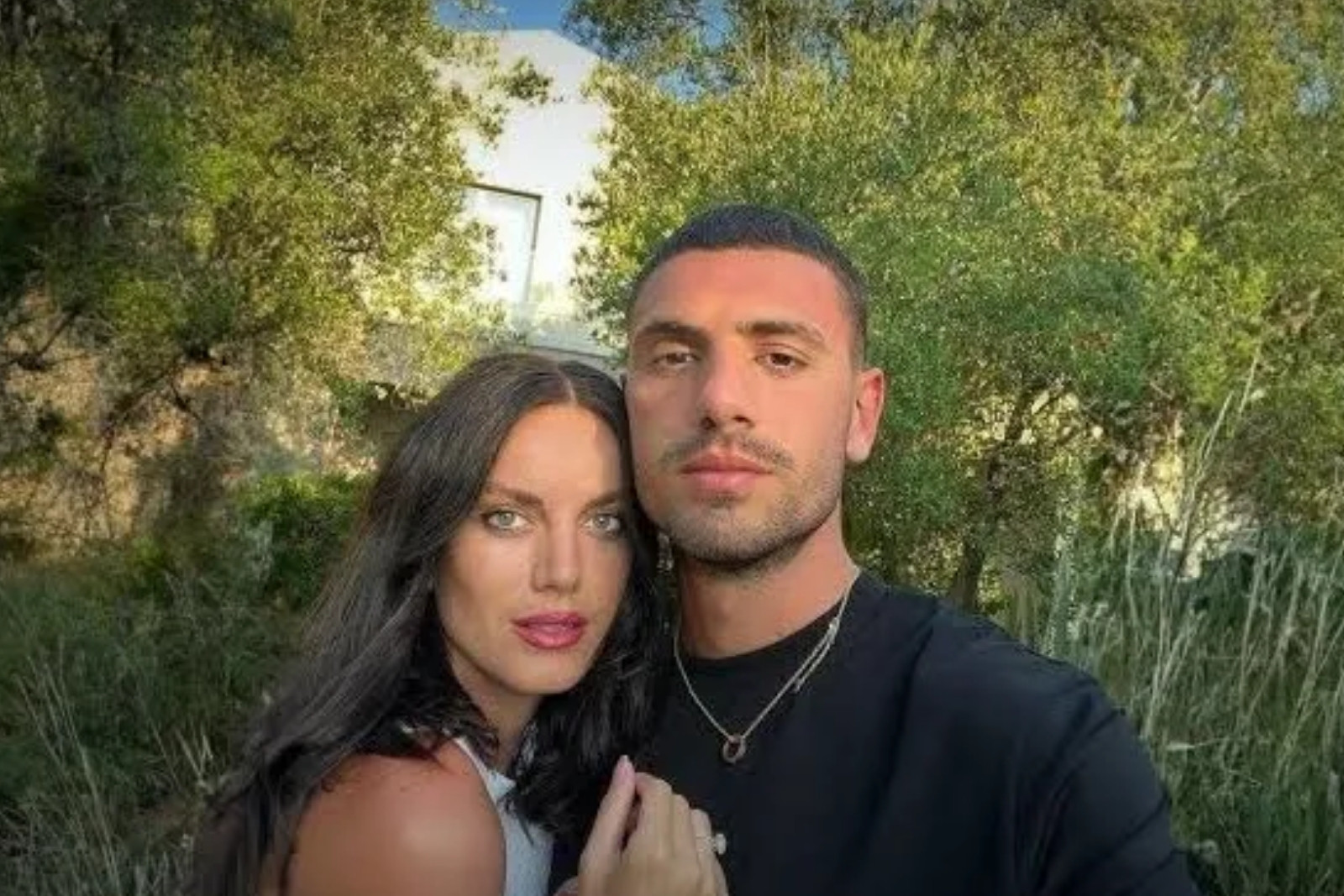Milli futbolcu Merih Demiral'ın eşi Heidi Lushtaku'nun radikal kararı