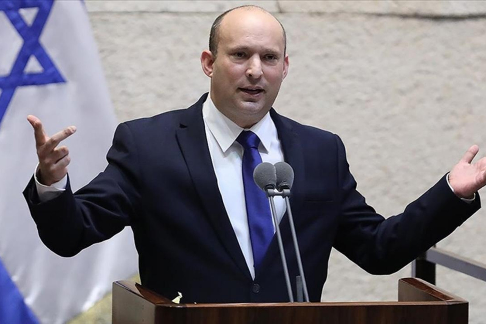 Eski İsrail Başbakanı Bennett katliam hükümetin gideceğini söyledi