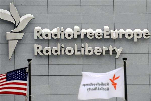 ABD'de yargıçtan, Trump yönetiminin 'Radio Free Europe'a 12 milyon dolar ödemesi kararı