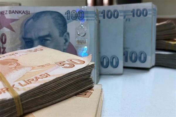 KKM hesaplarında 2,6 milyar dolarlık aylık düşüş: Yıllık gerileme 53 milyar doları aştı