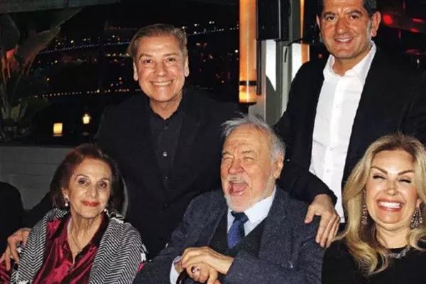 Prenses Zeynep Osman, Atıl Kutoğlu'nun davetinde göz kamaştırdı