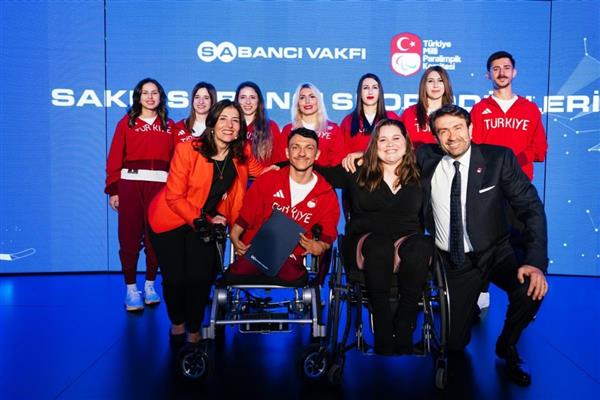 Paralimpik Olimpiyatları'nın ilham veren yıldızları Sakıp Sabancı Spor Ödülleri'nde buluştu