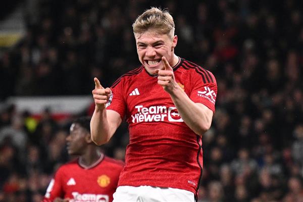 Fenerbahçe, Manchester United'ın golcüsü Rasmus Hojlund için harekete geçti