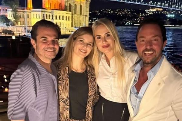 Sanem Tezman'a Boğaz'da sürpriz doğum günü kutlaması