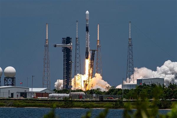 Elon Musk'ın sahibi olduğu Spacex'in bu yılki geliri 15,5 milyar dolar olacak
