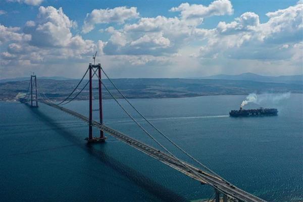 Kamerun gemisi 1915 Çanakkale Köprüsü'ne çarptı