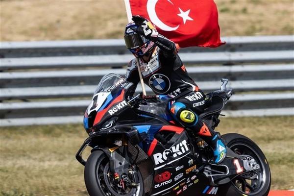 Toprak Razgatlıoğlu, İtalya'da birinci oldu