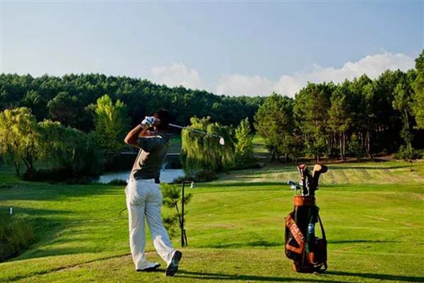 Turkcell Platinum Golf Challenge 2025, Kemer'de iş, sanat ve spor dünyasını bir araya getiriyor