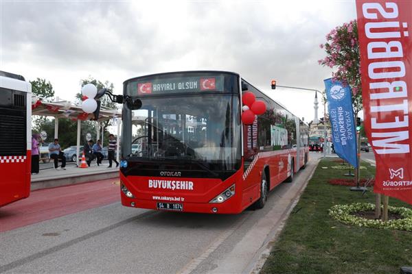Sakarya'da Metrobüs dönemi başladı: Test sürüşü yapıldı