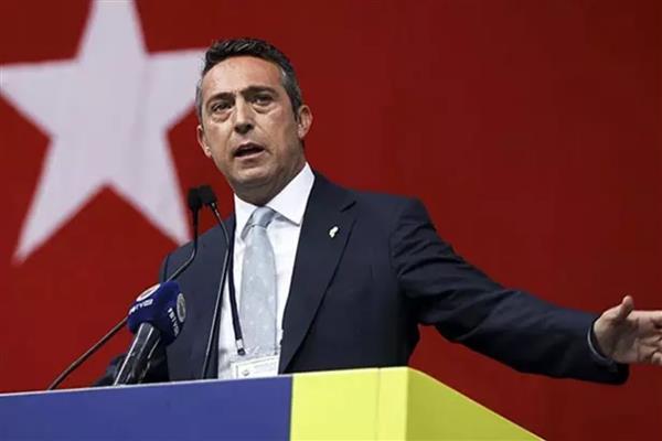 Fenerbahçe'de Olağanüstü Genel Kurul için 9 bin 700 imza Divan Kurulu'na teslim edildi