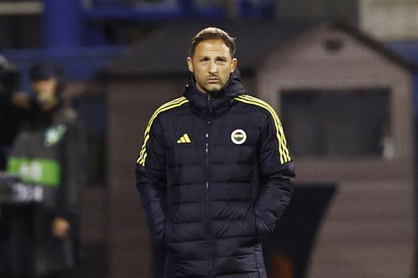 Fenerbahçe'de kötü gidişat sonrası Tedesco'nun geleceği tartışılıyor, Sadettin Saran'ın kararı bugün açıklanacak