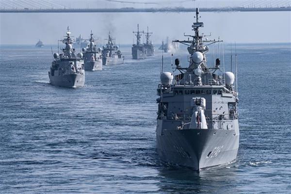 İstanbul'da bazı vapur seferlerine Preveze Deniz Zaferi düzenlemesi