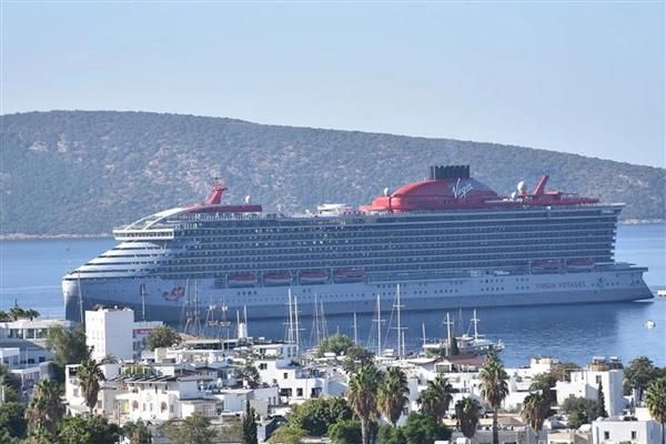 Kruvaziyer gemilerle gelen yolcu sayısında 12 yılın rekoru kırıldı