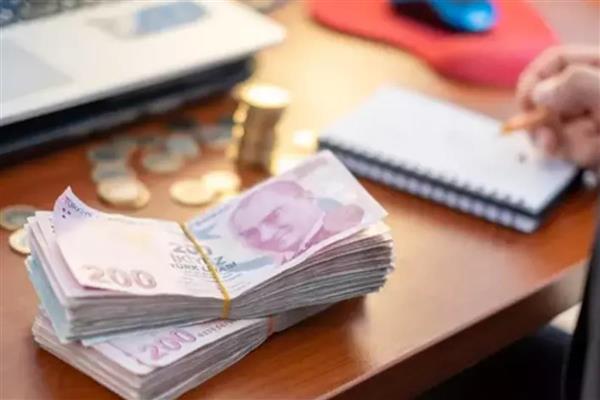 Merkez Bankası'nın faiz indirimine gitmesi bankaları da hareketlendirdi; ihtiyaç kredisi faizinde düşüş başladı