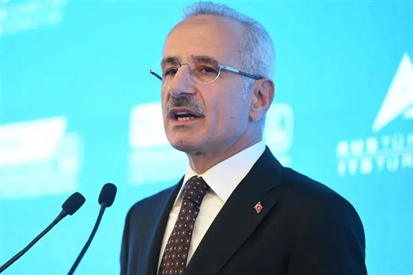 Bakan Uraloğlu Bursa'ya 2026 yılında Ankara ve İstanbul'dan yüksek hızlı trenle seyahatin başlayacağını açıkladı