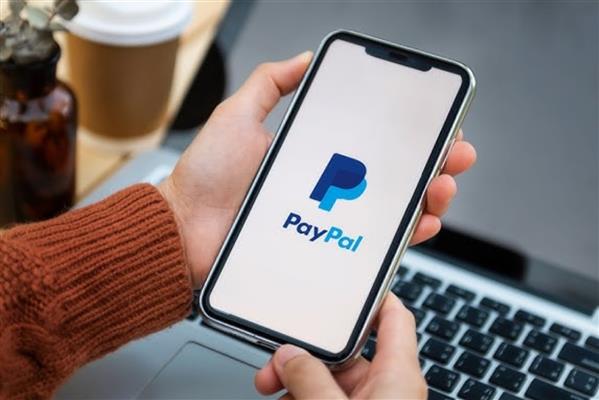 PayPal Trump ile gevşeyen regülasyonların ardından kredi için ABD'de banka lisansı başvurusu yaptı