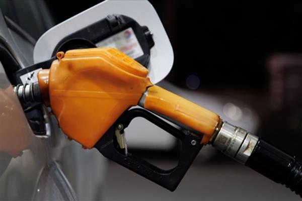 Brent petrol geriledi benzine iki gün üst üste indirim geldi