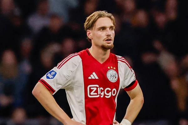 Fenerbahçe ara transferde 8 numara için Kenneth Taylor'a yöneldi