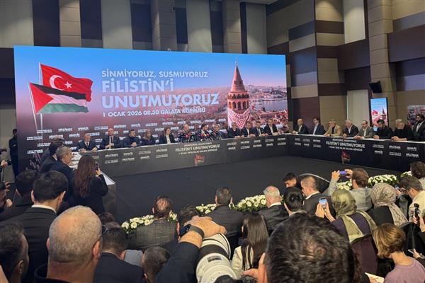 TÜGVA'nın 1 Ocak Mitingi için düzenlediği tanıtım toplantısına dört büyüklerin temsilcileri de katıldı; başkanlardan tek eksik Saadettin Saran oldu