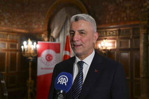 Ticaret Bakanı Bolat'tan 'Türkiye ile Azerbaycan arasında serbest ticaret anlaşması yapılmasını arzu ediyoruz' açıklaması