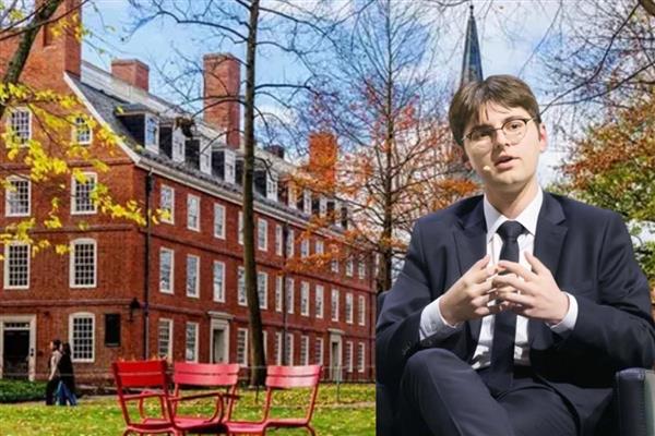 Kabataş Erkek Liseli Cemil Türk Harvard Üniversitesi'nden tam burslu kabul aldı