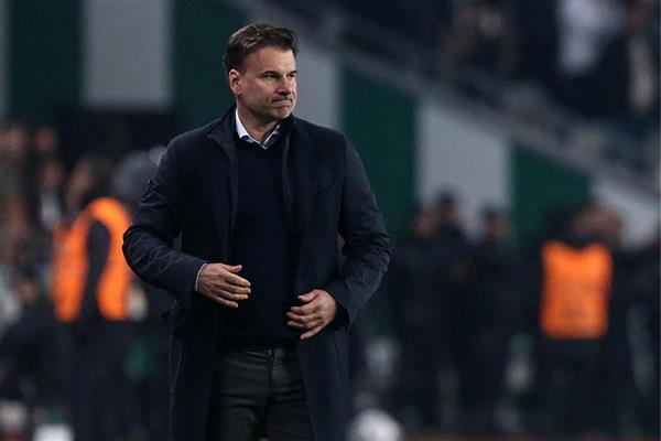 Fatih Karagümrük'te teknik direktörlük görevine Aleksandar Stanojevic getirildi