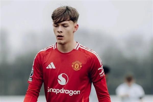Kayserispor, Manchester United'ın genç yıldızı Sam Mather için resmi temasa geçti