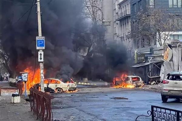 Rusya Ukrayna'nın Herson bölgesindeki kafeye saldırısında 20'den fazla kişi öldü