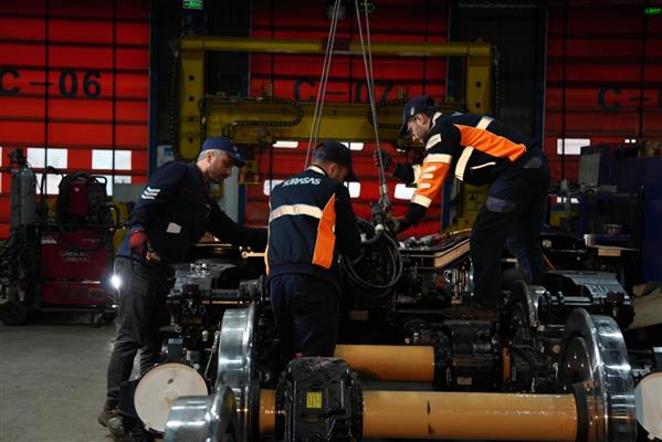 En hızlı milli elektrikli hızlı tren seti bu yıl raylara iniyor