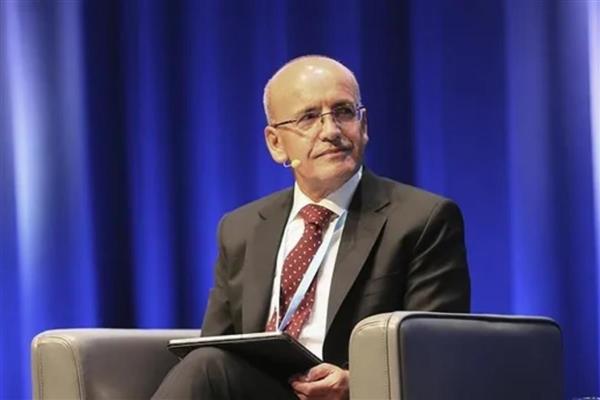 Hazine ve Maliye Bakanı Mehmet Şimşek'ten '2026'da küresel koşullar Türkiye'yi destekleyici olacak' açıklaması