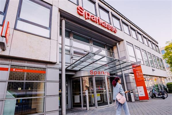 Almanya'da bir bankada 3 haftada 3 soygun, toplam kayıp 100 milyon euro