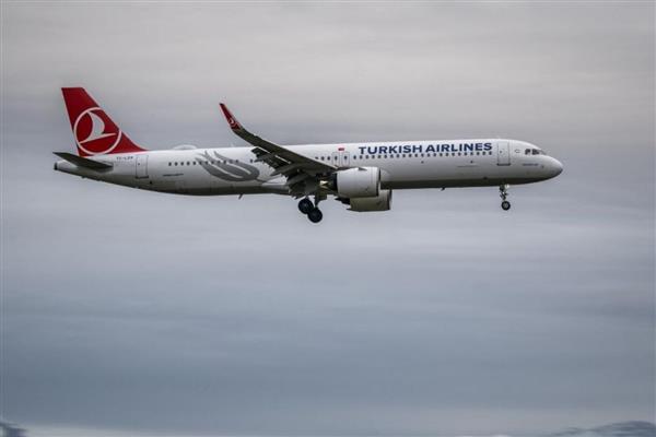 THY İran'a planlanan 17 seferi bölgesel gelişmeler nedeniyle iptal etti