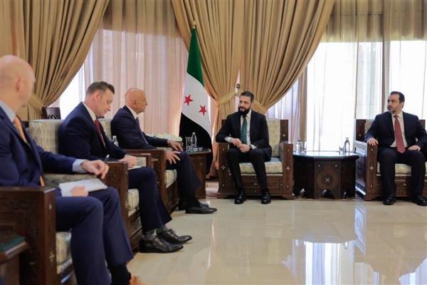 ABD'nin Ankara Büyükelçisi Tom Barrack, Suriye Cumhurbaşkanı Şara ile Şam'da görüştü