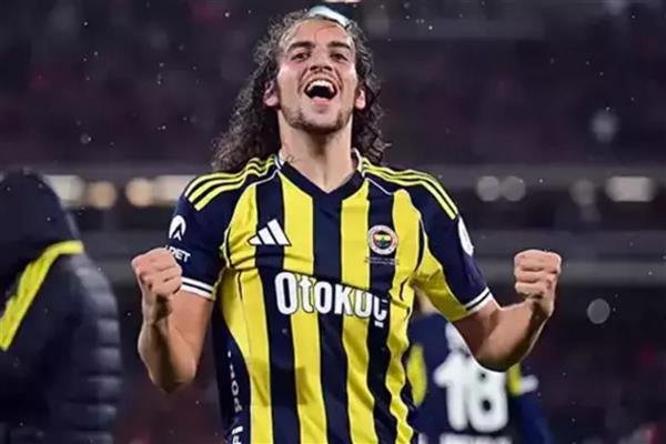 Fenerbahçe'nin yeni yıldızı Guendouzi'nin Galatasaray'a golü Avrupa basınında geniş yer buldu