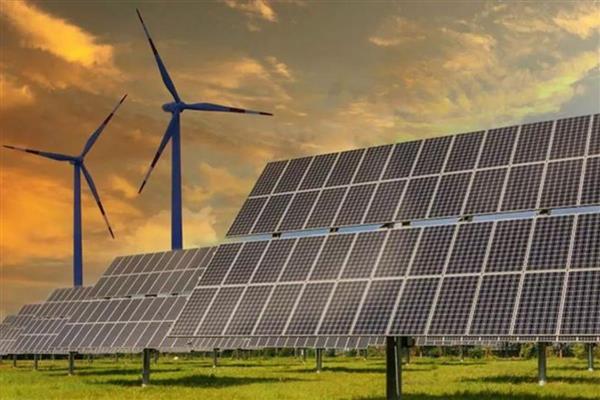 Yenilenebilir enerji istihdamı, küresel kurulumlardaki artışa rağmen ilk kez 2024'te ivme kaybetti