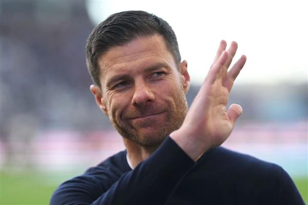 Real Madrid, Barcelona mağlubiyeti sonrasında teknik direktör Xabi Alonso'nun görevine son verdi