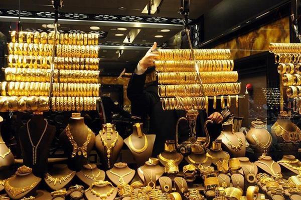 Altın, rekor seviyelerin ardından gelen kâr satışları ve ABD'den gelen daha yumuşak jeopolitik mesajlarla geri çekildi