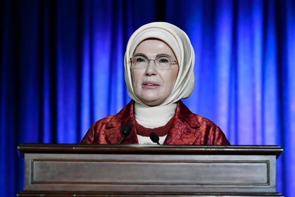 Emine Erdoğan, Miraç Kandili dolayısıyla paylaşım yaptı