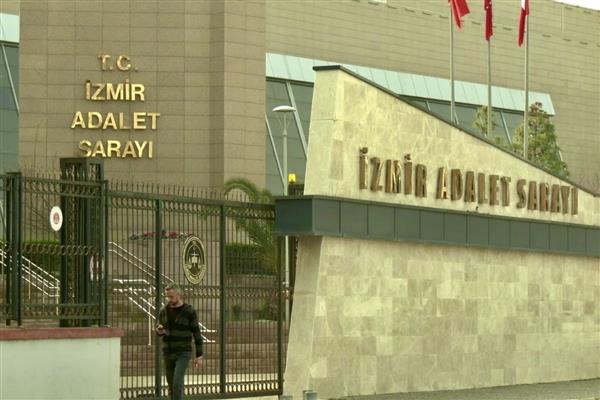 İzmir Adliyesi'nde icra dosyasını öne alma vaadiyle 180 bin liralık rüşvet pazarlığına ilişkin iddianame kabul edildi