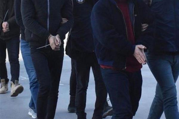 Ankara'da karşılıksız çeklerle dolandırıcılık yapan 14 şüpheli yakalandı