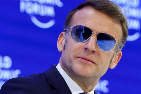 Fransa Cumhurbaşkanı Macron'un Davos gözlükleri üreticiye yaradı