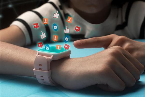 Fransız meclisi, 15 yaşından küçüklere sosyal medya yasağı getiren tasarıyı kabul etti