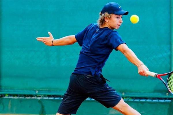 Milli tenisçiler, Avustralya Açık Gençler Şampiyonası'nda ikinci turda elendi