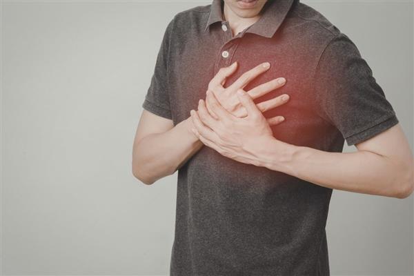 Kalp hastalığı riski erkeklerde kadınlara göre ortalama yedi yıl daha erken başlıyor